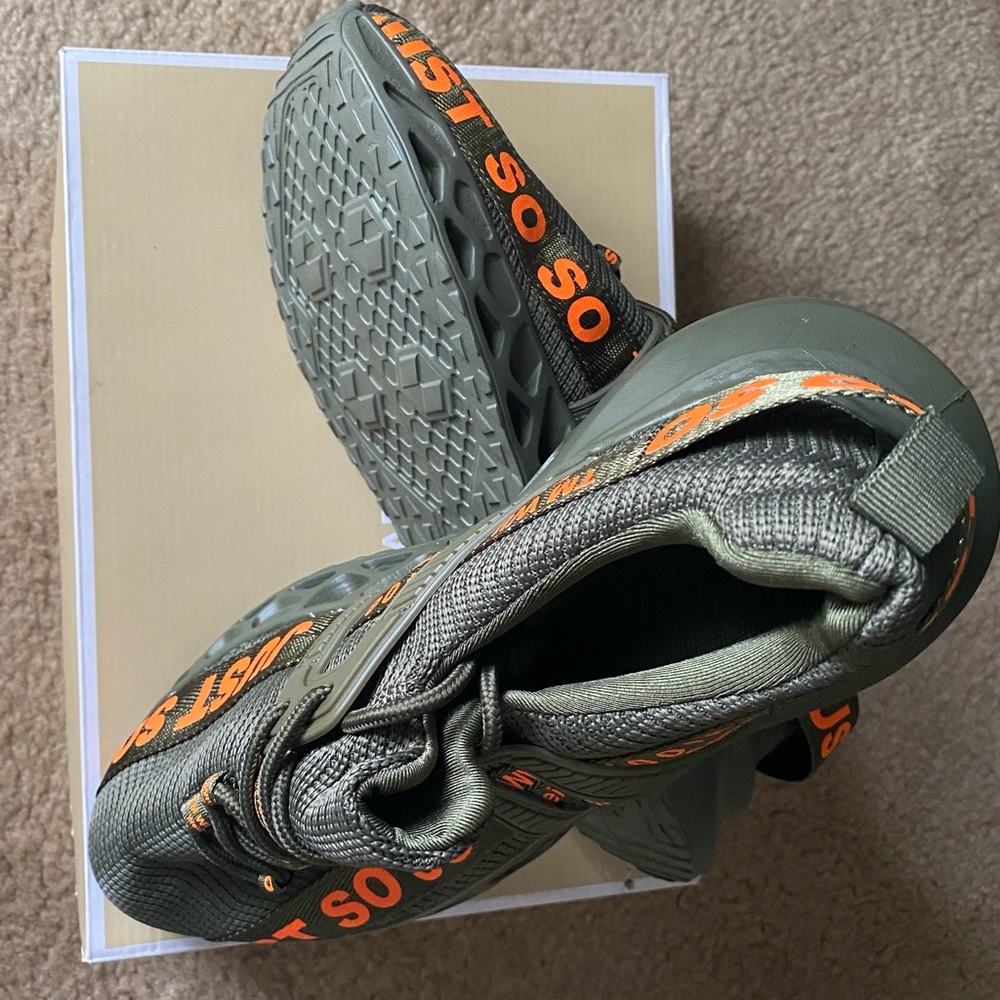 So So Shoes
